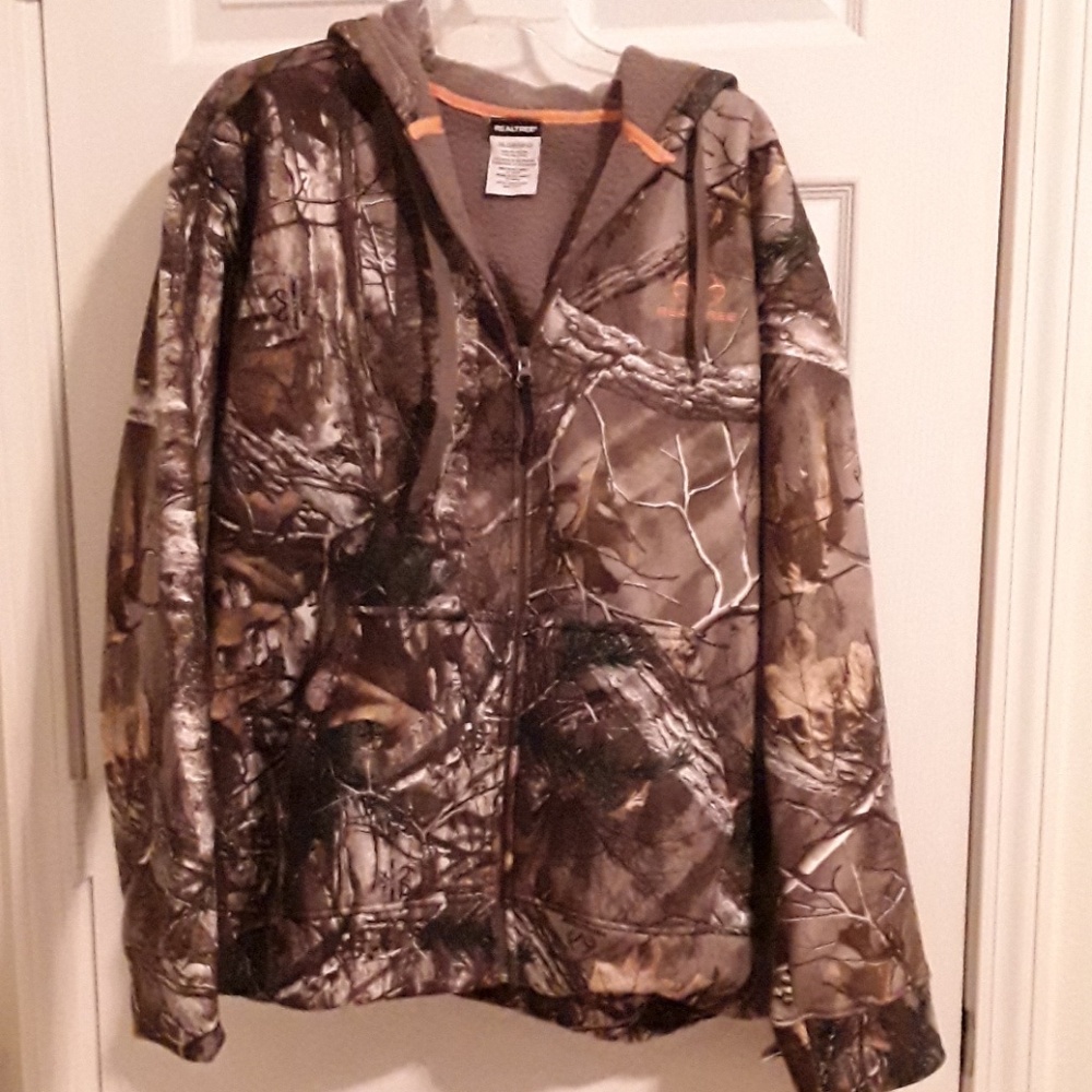 BRAND NEW Men's Camo Winter Jacket with Hoodie 2XL